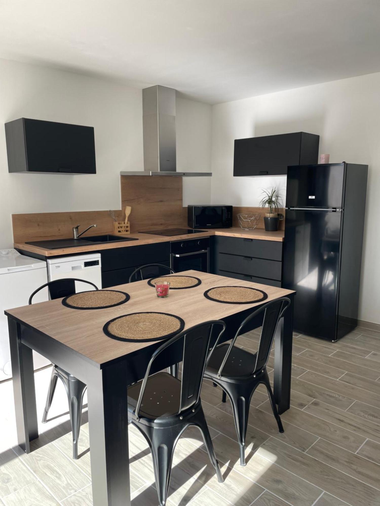 Maison De 40M2 Avec Jardin De 50M2 Orange  Buitenkant foto